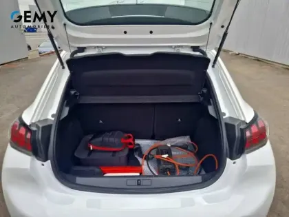 Photo 5 Peugeot 208  Electrique 50 kWh 136ch