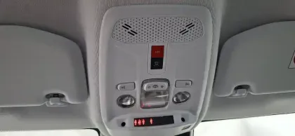 Photo 35 Peugeot 208  Hybrid 110 ch e-DCS6