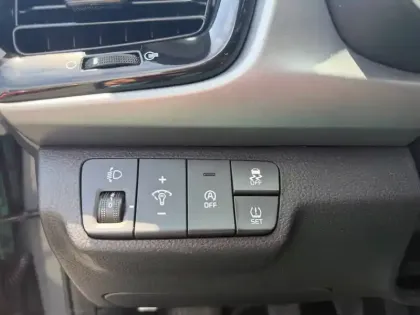 Photo 18 Kia Rio  1.0 T-GDi 100 ch BVM6