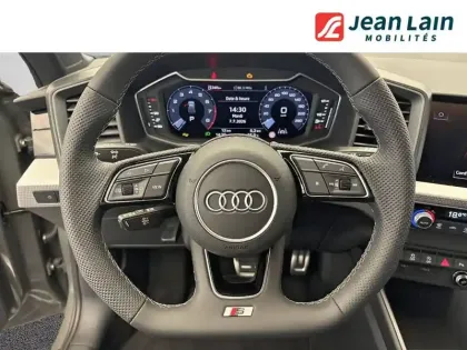 Photo 11 Audi A1  Sportback 35 TFSI 150 ch S tronic 7