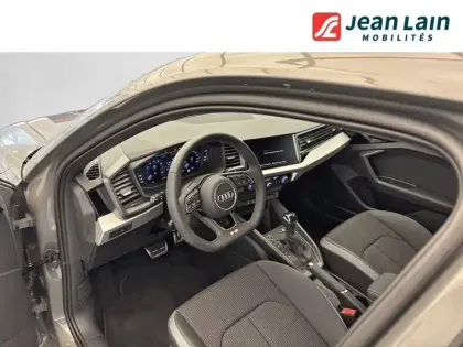 Photo 10 Audi A1  Sportback 35 TFSI 150 ch S tronic 7