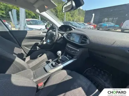 Photo 12 Peugeot 308  1.6 BlueHDi 120ch S&S BVM6