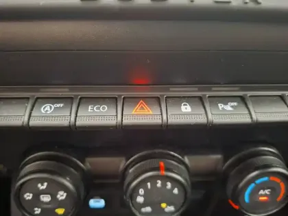Photo 38 Dacia Duster  Blue dCi 115 4x2