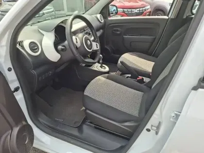 Photo 13 Renault Twingo  III Achat Intégral - 21