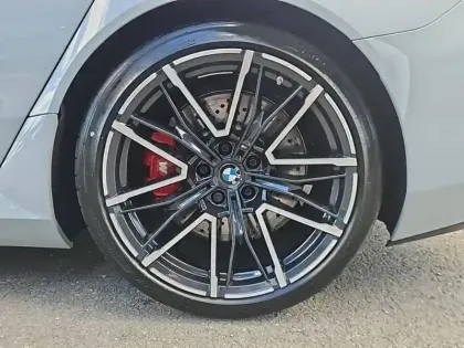 Photo 7 BMW Serie 5 M5 PHEV 727 ch BVA8