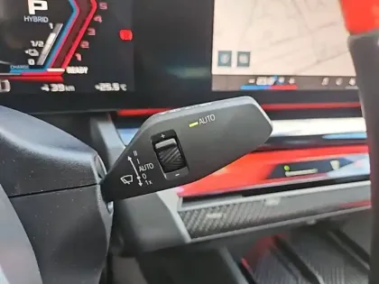 Photo 21 BMW Serie 5 M5 PHEV 727 ch BVA8