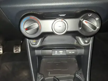 Photo 23 Kia Picanto  1.0 essence T-GDi 100ch ISG BVM5
