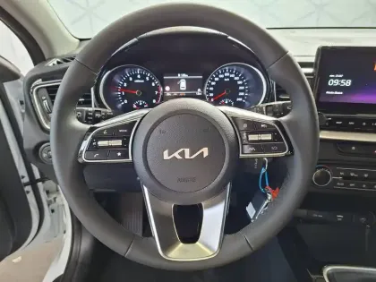 Photo 13 Kia Ceed  SW 1.5 T-GDi 140 ch BVM6