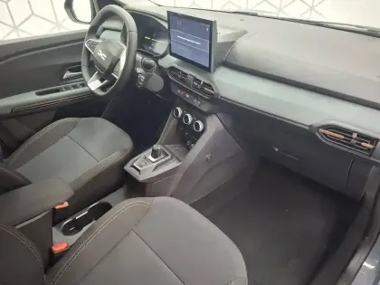 Photo 26 Dacia Jogger  Hybrid 155 7 pl