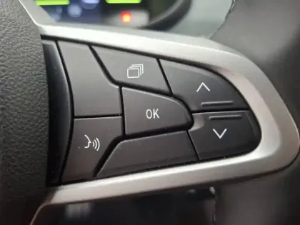 Photo 35 Dacia Jogger  Hybrid 155 7 pl