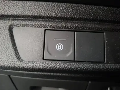 Photo 32 Dacia Jogger  Hybrid 155 7 pl