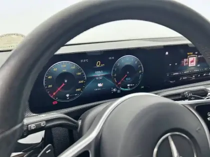 Photo 9 Mercedes Classe A  250 e 8G-DCT