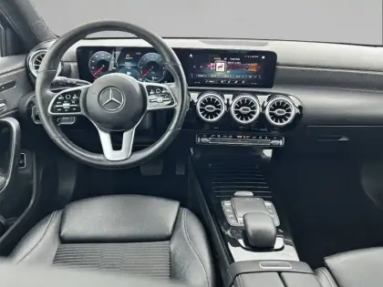 Photo 7 Mercedes Classe A  250 e 8G-DCT