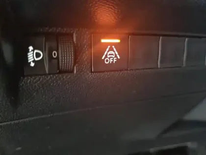 Photo 49 Peugeot 2008  Electrique 136 ch
