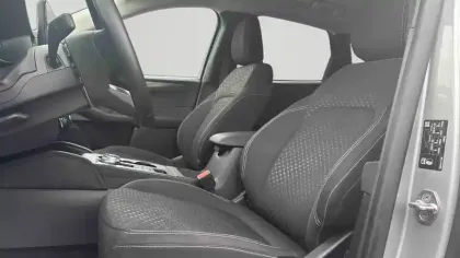 Photo 13 Ford Kuga  2.5 Duratec 180 ch FlexiFuel FHEV E85 Powershift