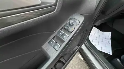 Photo 15 Ford Kuga  2.5 Duratec 180 ch FlexiFuel FHEV E85 Powershift