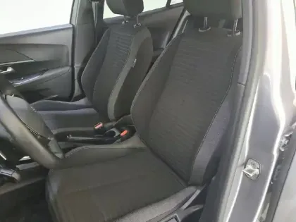 Photo 31 Peugeot 2008  PureTech 130 S&S EAT8