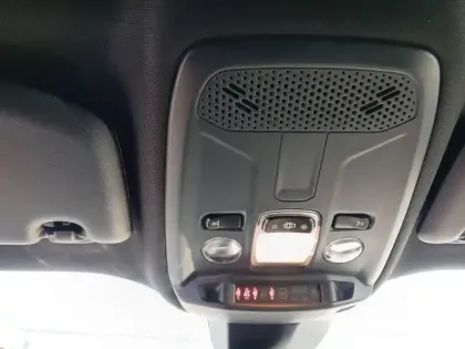 Photo 18 Peugeot 2008  PureTech 130 S&S EAT8