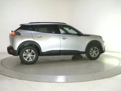 Photo 27 Peugeot 2008  PureTech 130 S&S EAT8