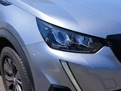 Photo 15 Peugeot 2008  PureTech 130 S&S EAT8