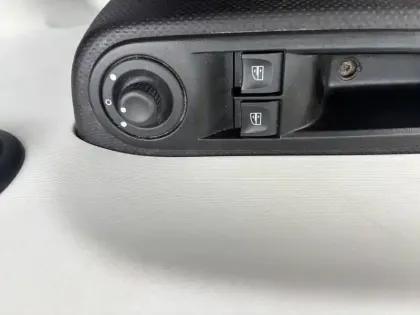 Photo 15 Renault Twingo  III E-Tech