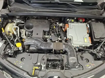 Photo 42 Renault Captur  E-Tech Plug-in 160