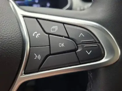Photo 34 Renault Captur  E-Tech Plug-in 160