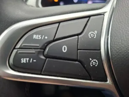 Photo 33 Renault Captur  E-Tech Plug-in 160