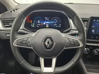 Photo 32 Renault Captur  E-Tech Plug-in 160