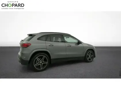 Photo 20 Mercedes GLA  200 d 8G-DCT