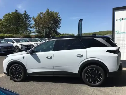 Photo 7 Peugeot 5008  Hybrid 145 ch e-DCS6