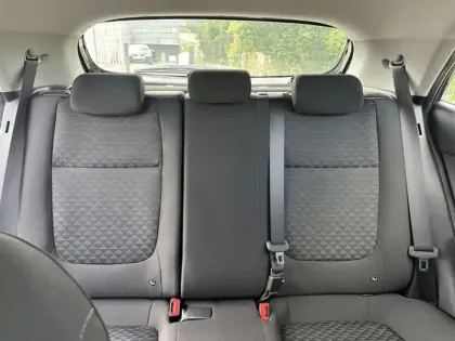 Photo 10 Kia Rio Active