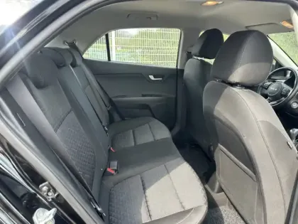 Photo 9 Kia Rio Active