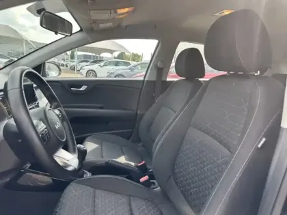 Photo 16 Kia Rio Active