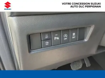 Photo 12 Suzuki Swift  1.2 Dualjet Hybrid 83ch Privilège Auto