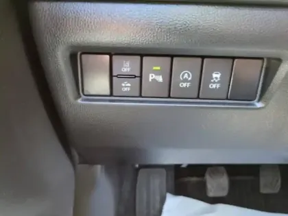 Photo 13 Suzuki Swift  1.2 Dualjet Hybrid 83ch Pack