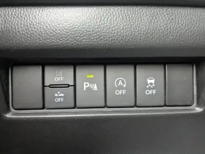 Photo 13 Suzuki Swift  1.2 Dualjet Hybrid 83ch Privilège