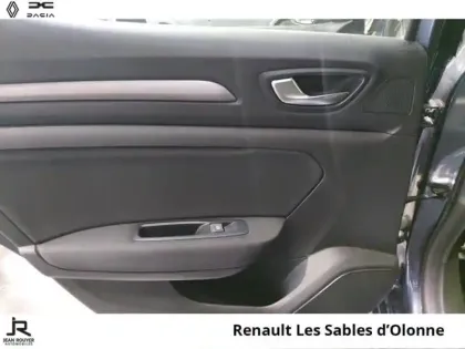 Photo 13 Renault Megane  1.5 Blue dCi 115ch Evolution EDC -23
