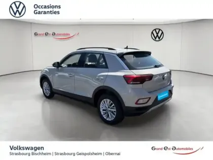 Photo 17 Volkswagen T-roc  1.0 TSI 110ch Life Plus