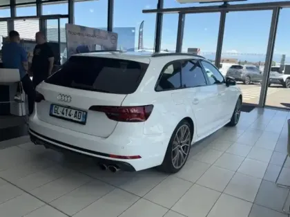 Photo 6 Audi A4 S4 Avant 3.0 V6 TFSI 354ch quattro tiptronic 8
