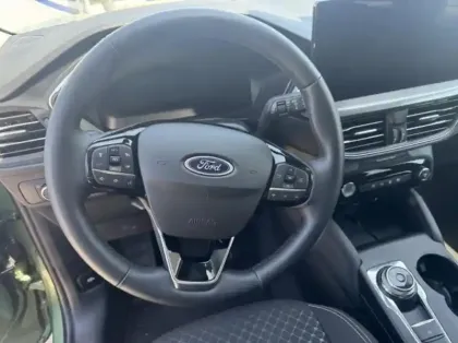 Photo 14 Ford Kuga  2.5 Duratec 180 ch Hybrid FlexiFuel Titanium Business Powershift