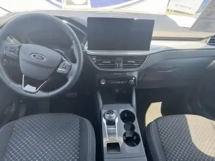 Photo 13 Ford Kuga  2.5 Duratec 180 ch Hybrid FlexiFuel Titanium Business Powershift