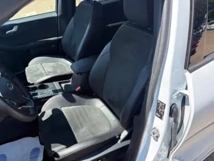Photo 9 Ford Kuga  2.5 Duratec 225ch PHEV ST-Line X BVA