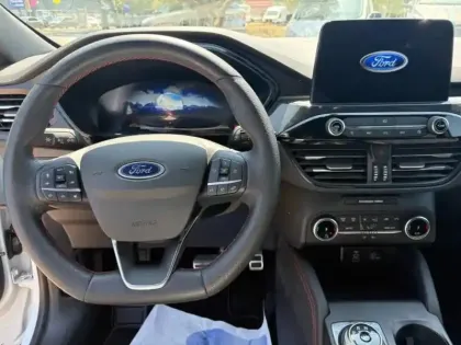 Photo 10 Ford Kuga  2.5 Duratec 225ch PHEV ST-Line X BVA