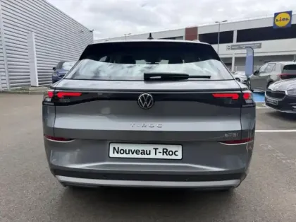 Photo 6 Volkswagen T-roc  1.5 eTSI 116ch Life DSG7
