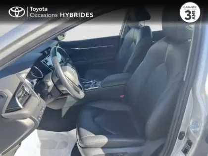 Photo 10 Toyota Camry  Hybride 218ch Design