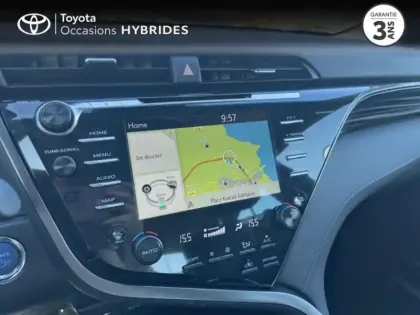 Photo 14 Toyota Camry  Hybride 218ch Design