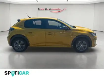 Photo 6 Peugeot 208  e- 136ch Style