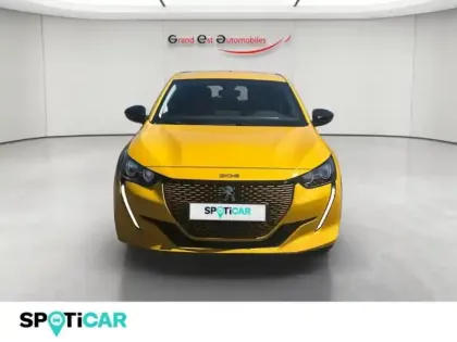 Photo 8 Peugeot 208  e- 136ch Style