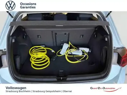 Photo 5 Volkswagen Golf  1.5 eHybrid 204ch VW Edition DSG6